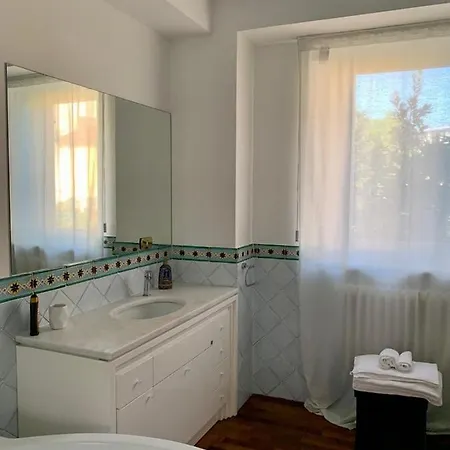 לינה וארוחת בוקר Vela Sea צ'יביטאנובה מארקה