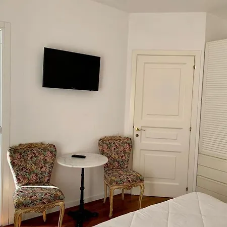 Vela Sea Bed & Breakfast